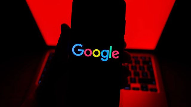 Google Vids Unleashes AI Avatars: Direct Your Digital Actors with Simple Text Prompts