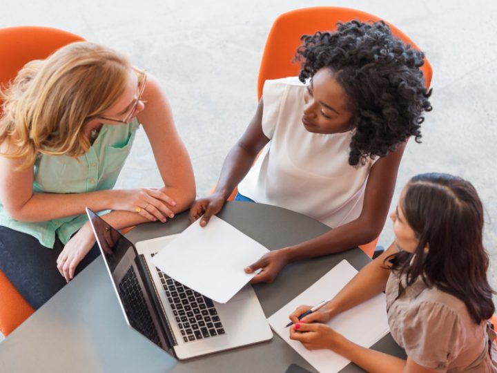 What to Charge for a Sponsored LinkedIn Post: Real Rates From 3 Creators